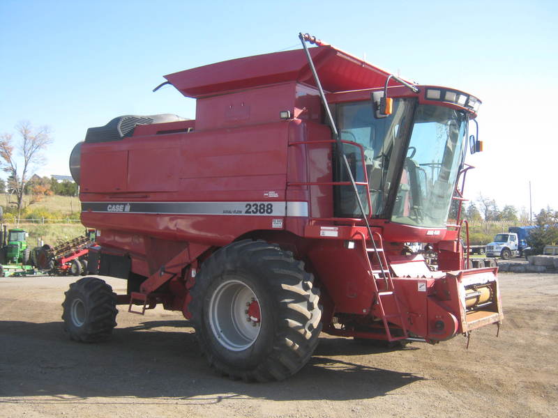 BRYAN'S FARM Case IH 2388 Combine